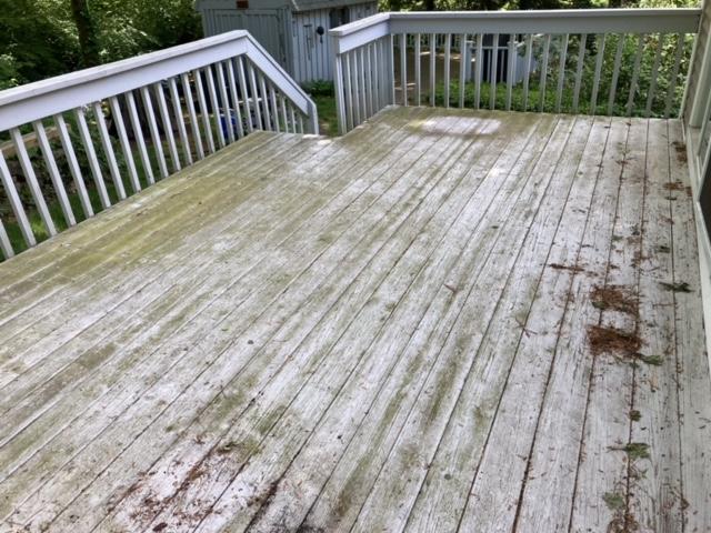 Our CT Homeowner client had bad mold and mildew runoff on their deck.